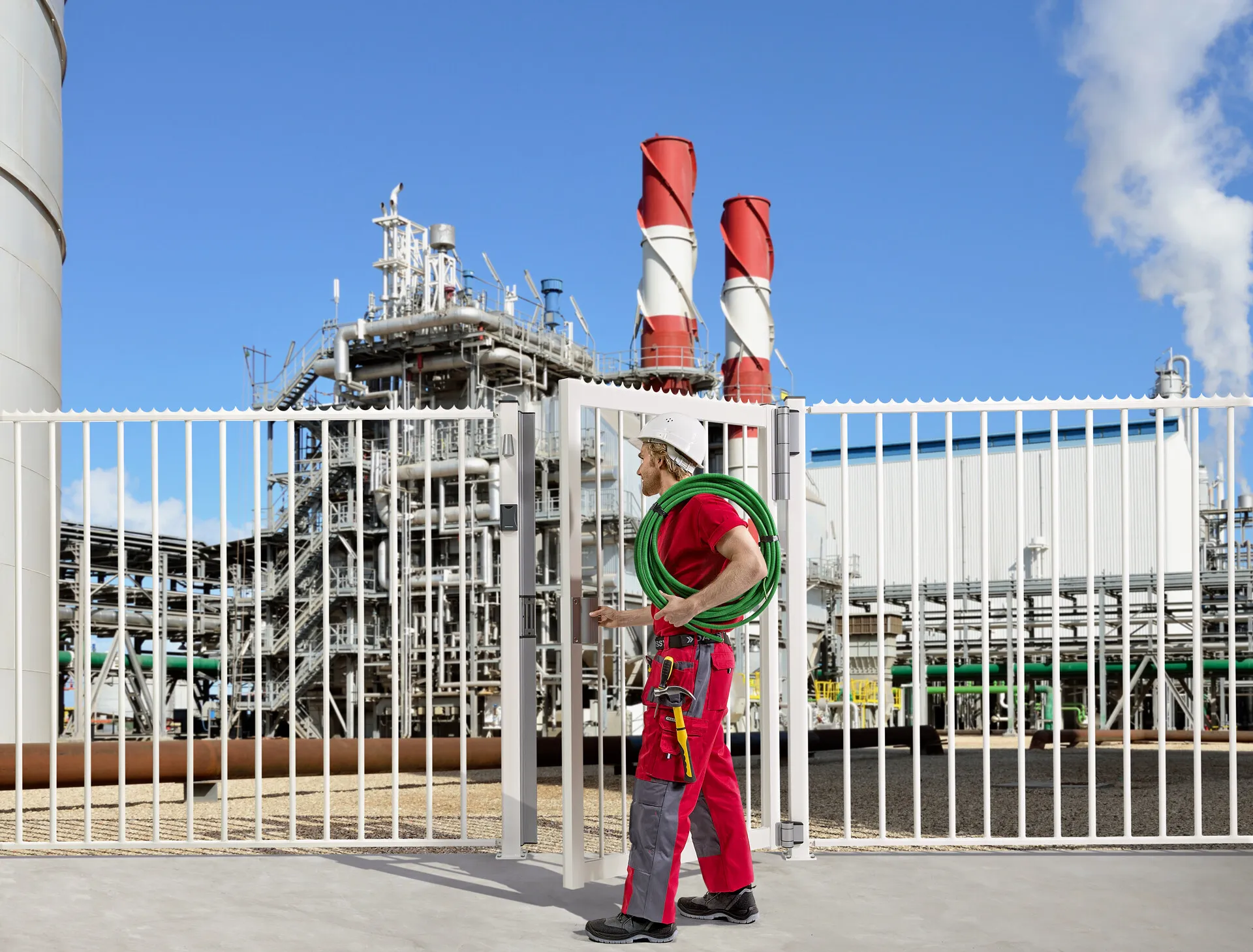 Mag N Line Mag Mammoth 180 Dino Tricone Pkw B2000  White Gate With Red Worker Chemical Company  1920px